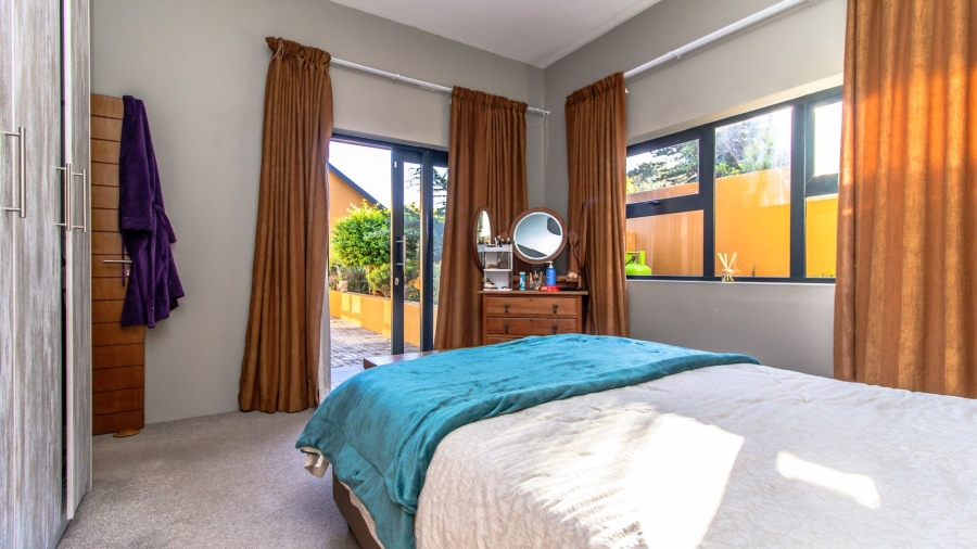 9 Bedroom Property for Sale in Onrus Western Cape